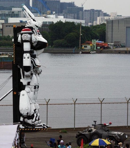 giant robot