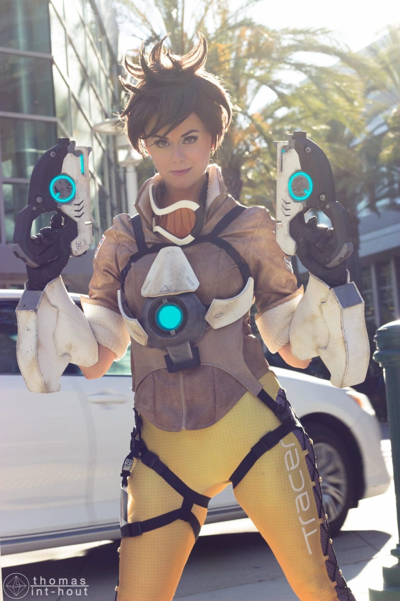 cosplay, featured cosplayer, Overwatch, stacey roy, tracer