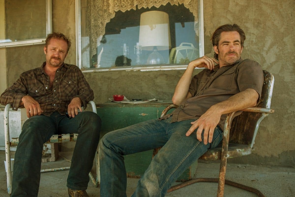 (Left to right) Ben Foster and Chris Pine in HELL OR HIGH WATER. [Via MerlinFTP Drop]